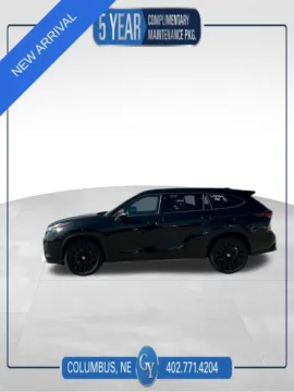 Black 2025 Toyota Highlander XSE for sale in Columbus, NE