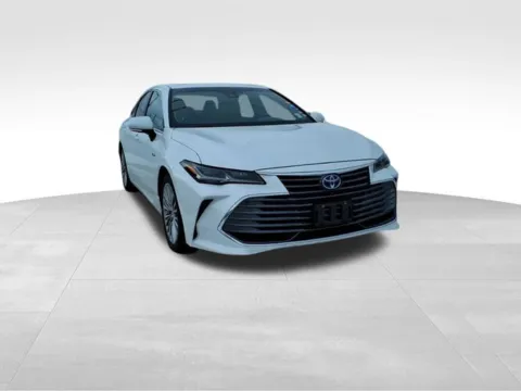 Photos of 2019 Toyota Avalon Hybrid Limited for sale in Columbus, NE at Gregg Young Toyota of Columbus
