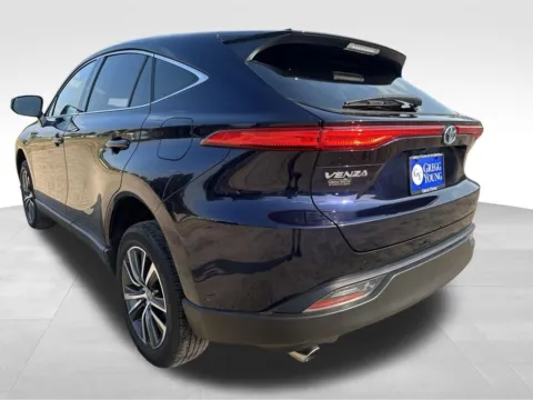 More photos of 2024 Toyota Venza LE at Gregg Young Toyota of Columbus, NE