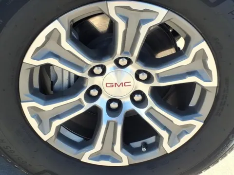 More photos of 2023 GMC Yukon XL SLE at Gregg Young Toyota of Columbus, NE
