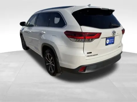 Another view of 2017 Toyota Highlander XLE for sale in Columbus, NE at Gregg Young Toyota of Columbus