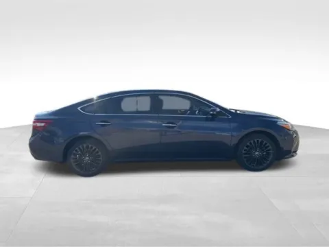 More photos of 2018 Toyota Avalon at Gregg Young Toyota of Columbus, NE