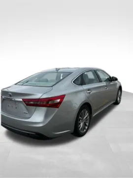More photos of 2016 Toyota Avalon Hybrid Limited at Gregg Young Toyota of Columbus, NE