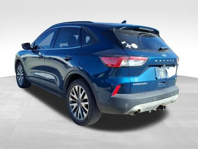 2020 Ford Escape Titanium photo 4