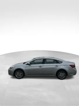 More photos of 2016 Toyota Avalon Hybrid Limited at Gregg Young Toyota of Columbus, NE