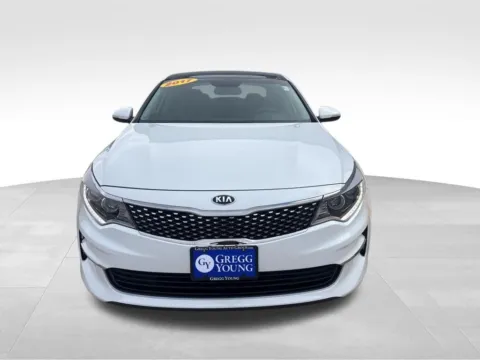 More photos of 2017 Kia Optima EX at Gregg Young Toyota of Columbus, NE