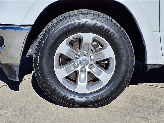 2021 Ram 1500 Laramie photo 4