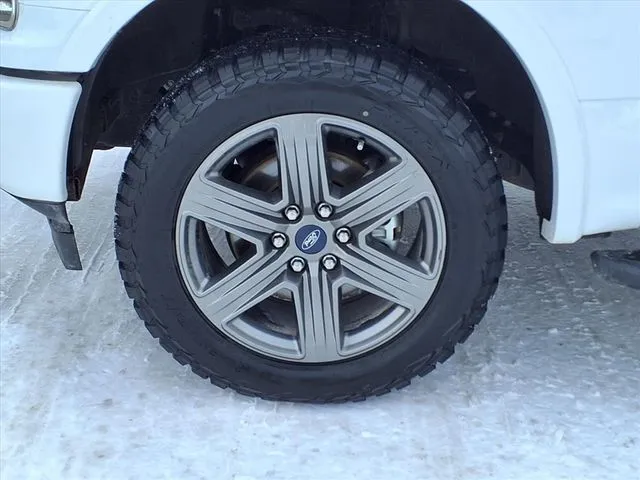 2020 Ford F-150 XLT photo 4