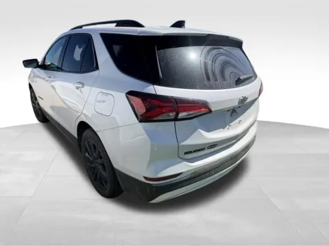 More photos of 2023 Chevrolet Equinox RS at Gregg Young Toyota of Columbus, NE