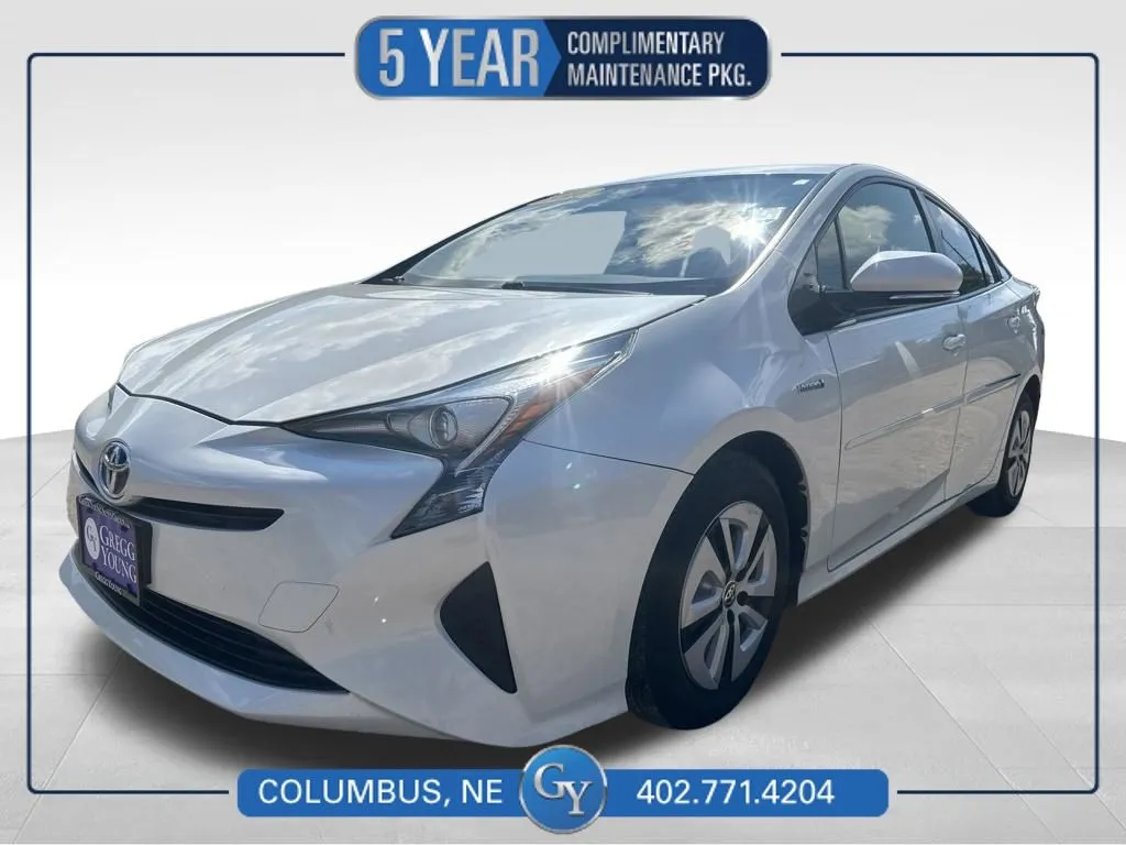 White 2016 Toyota Prius Three for sale in Columbus, NE
