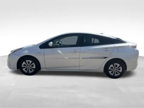 More photos of 2016 Toyota Prius Three at Gregg Young Toyota of Columbus, NE