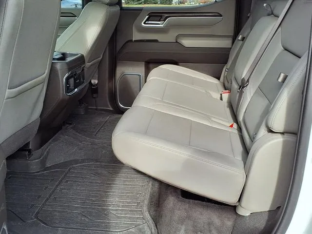 2023 Gmc Sierra 1500 SLT photo 4