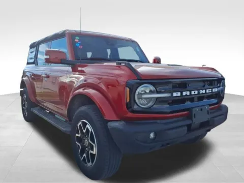 More photos of 2023 Ford Bronco Badlands at Gregg Young Toyota of Columbus, NE