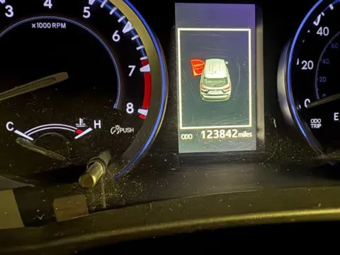 Photos of 2017 Toyota Highlander XLE for sale in Columbus, NE at Gregg Young Toyota of Columbus