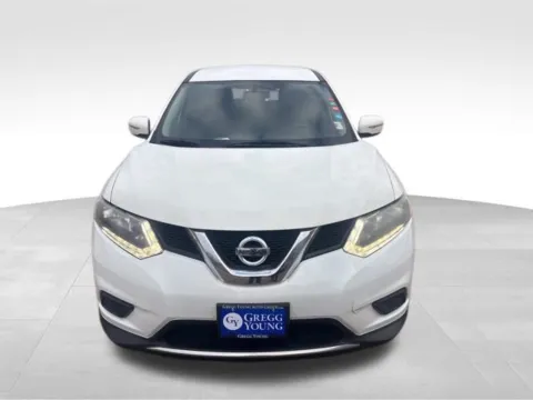 More photos of 2015 Nissan Rogue S at Gregg Young Toyota of Columbus, NE