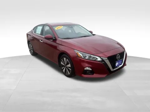 More photos of 2019 Nissan Altima 2.5 SL at Gregg Young Toyota of Columbus, NE