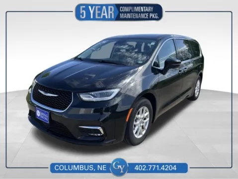 Black 2023 Chrysler Pacifica Touring L for sale in Columbus, NE