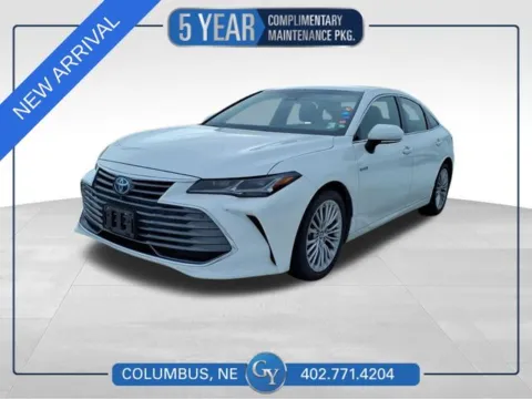 White 2019 Toyota Avalon Hybrid Limited for sale in Columbus, NE