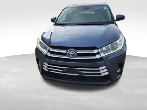 Another view of 2019 Toyota Highlander Hybrid Limited for sale in Columbus, NE at Gregg Young Toyota of Columbus