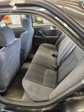 More photos of 2000 Toyota Camry LE at Gregg Young Toyota of Columbus, NE