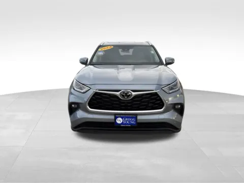 More photos of 2024 Toyota Highlander Limited at Gregg Young Toyota of Columbus, NE