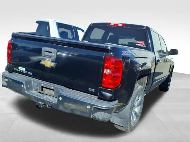 2014 Chevrolet Silverado 1500 LTZ photo 2