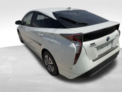 More photos of 2016 Toyota Prius Three at Gregg Young Toyota of Columbus, NE