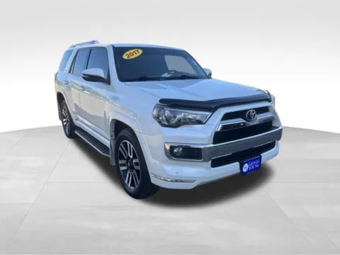 More photos of 2017 Toyota 4Runner Limited at Gregg Young Toyota of Columbus, NE