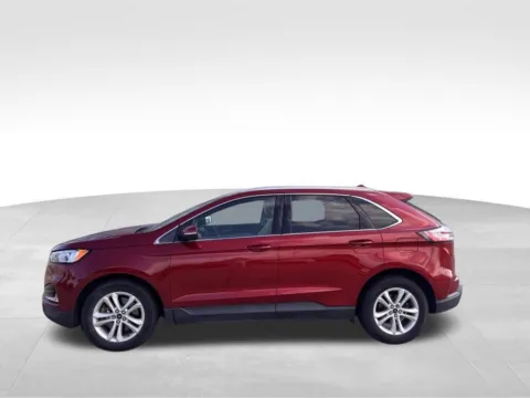 More photos of 2019 Ford Edge SEL at Gregg Young Toyota of Columbus, NE