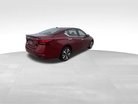 More photos of 2019 Nissan Altima 2.5 SL at Gregg Young Toyota of Columbus, NE