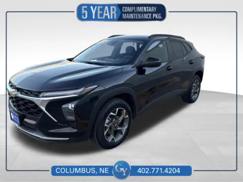 Black 2024 Chevrolet Trax LT for sale in Columbus, NE