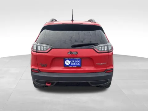 Photos of 2019 Jeep Cherokee Trailhawk for sale in Atlantic, IA at Gregg Young Chevrolet GMC Atlantic