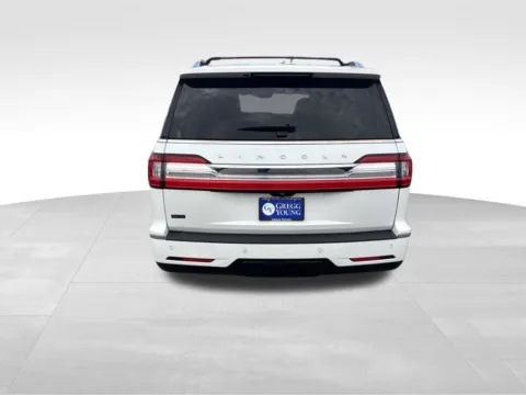 More photos of 2021 Lincoln Navigator L Reserve at Gregg Young Chevrolet GMC Atlantic, IA