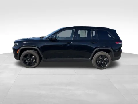 Another view of 2023 Jeep Grand Cherokee Altitude X for sale in Atlantic, IA at Gregg Young Chevrolet GMC Atlantic