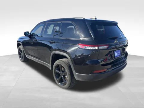 More photos of 2025 Jeep Grand Cherokee Limited at Gregg Young Chevrolet GMC Atlantic, IA