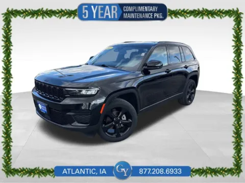 Black 2022 Jeep Grand Cherokee Altitude for sale in Atlantic, IA