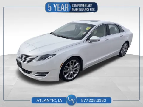 White 2014 Lincoln MKZ for sale in Atlantic, IA