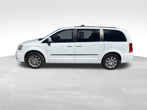 Photos of 2014 Chrysler Town & Country Touring for sale in Atlantic, IA at Gregg Young Automotive of Atlantic