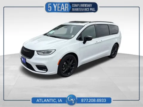 White 2025 Chrysler Pacifica Limited for sale in Atlantic, IA