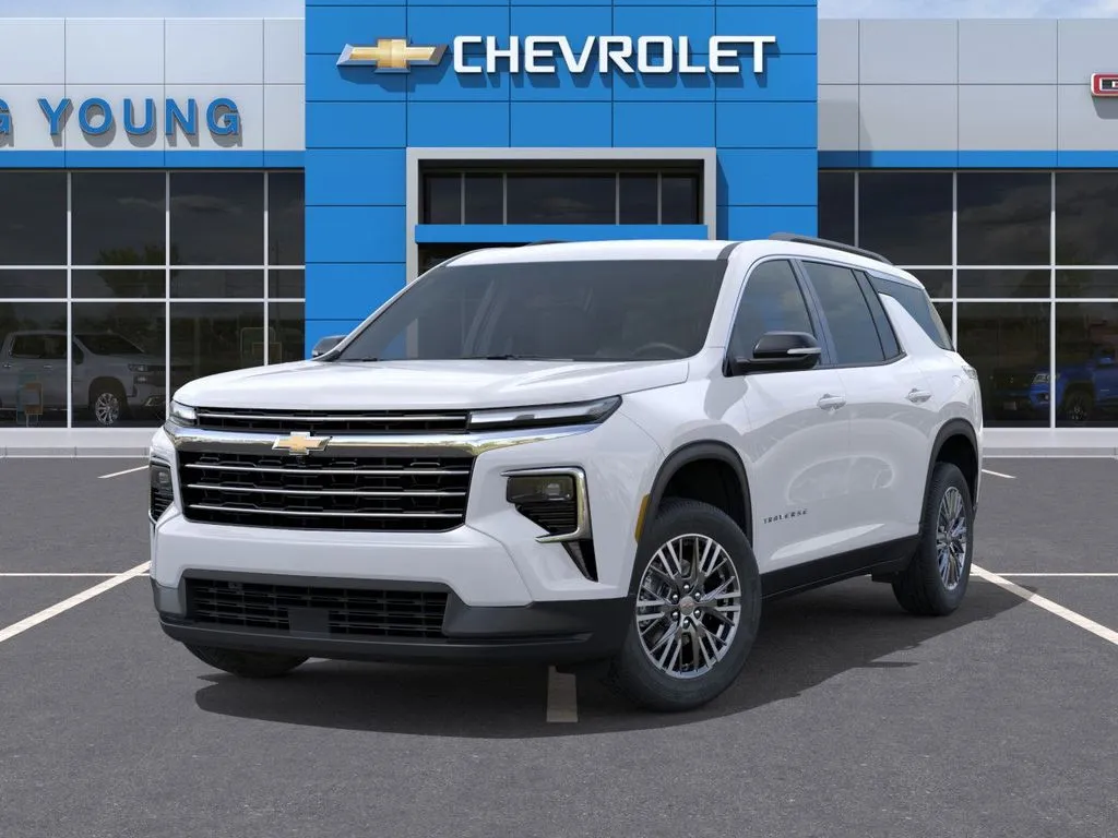 2026 Chevrolet Traverse photo 3