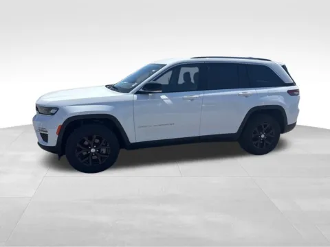 Another view of 2023 Jeep Grand Cherokee Limited for sale in Atlantic, IA at Gregg Young Chevrolet GMC Atlantic