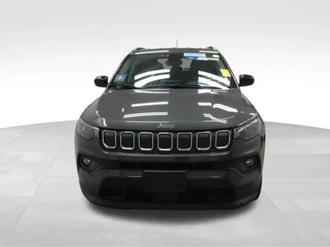 Another view of 2022 Jeep Compass Latitude Lux for sale in Atlantic, IA at Gregg Young Chevrolet GMC Atlantic