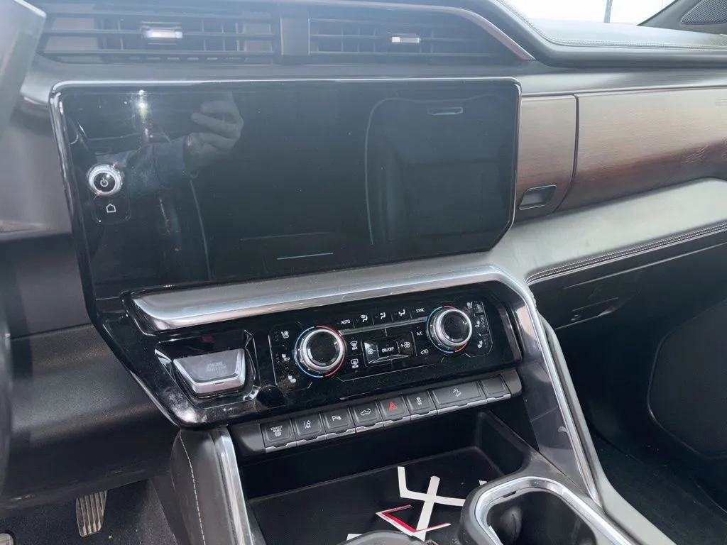 2024 Gmc Sierra 2500 HD Denali Ultimate photo 4