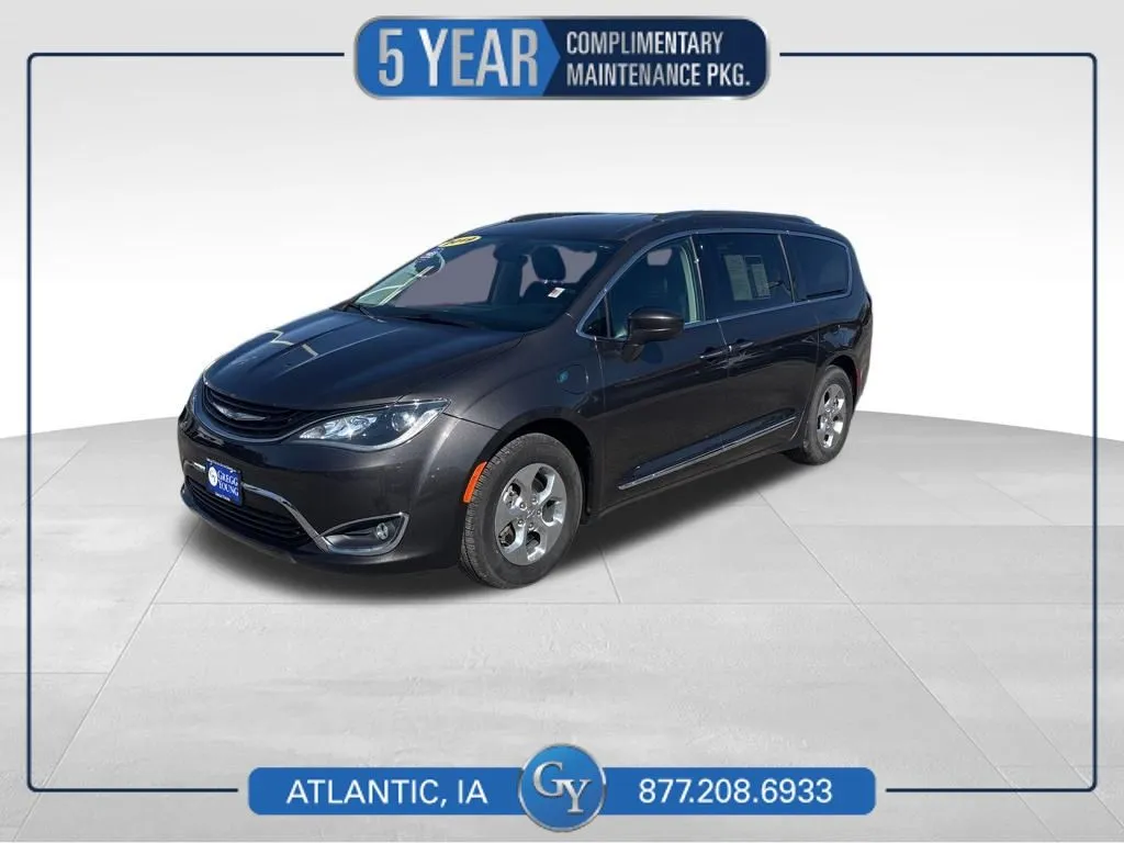 Unknown 2019 Chrysler Pacifica Hybrid Touring L for sale in Atlantic, IA