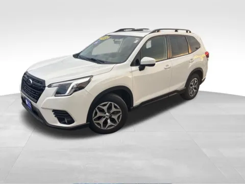 White 2022 Subaru Forester Premium for sale in Atlantic, IA
