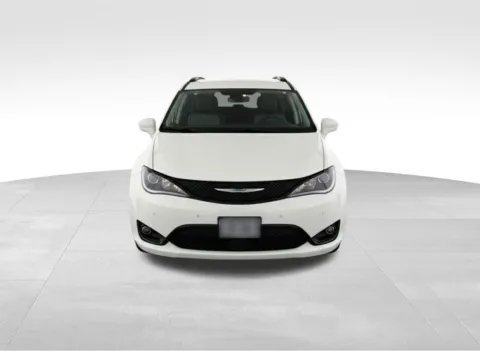 Photos of 2020 Chrysler Pacifica Launch Edition for sale in Columbus, NE at Gregg Young Chevrolet GMC of Columbus