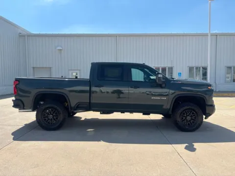 More photos of 2026 Chevrolet Silverado 2500 HD ZR2 at Gregg Young Chevrolet GMC of Columbus, NE