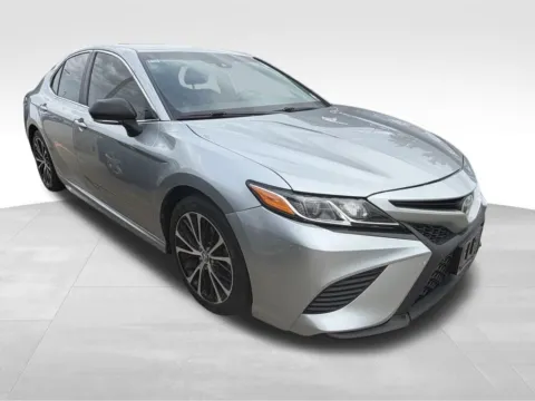 Photos of 2019 Toyota Camry SE for sale in Columbus, NE at Gregg Young Chevrolet GMC of Columbus