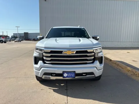 Another view of 2026 Chevrolet Silverado 1500 High Country for sale in Columbus, NE at Gregg Young Chevrolet GMC of Columbus