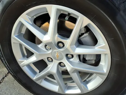 More photos of 2024 Chevrolet Equinox LT at Gregg Young Chevrolet GMC of Columbus, NE